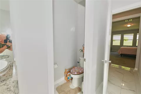 Bath - 17329 Hickory Wind Dr, Clermont, FL 34711 photo 5 of 7
