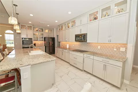 Kitchen - 17329 Hickory Wind Dr, Clermont, FL 34711 photo 4 of 4