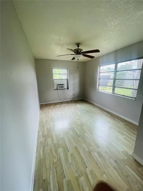 610 Massachusetts Ave, Saint Cloud, FL 34769 photo 4