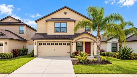 2227 Caspian Dr, Lakeland, FL 33805