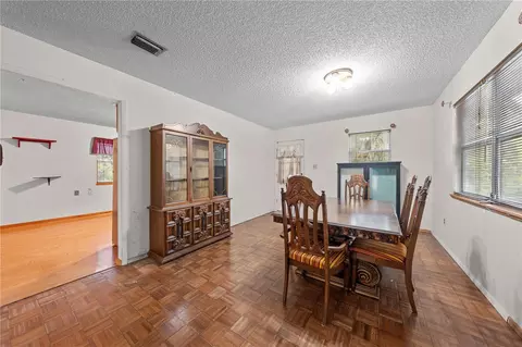 Dining - 3800 Chaplain Rd, Saint Cloud, FL 34772 photo 4 of 4
