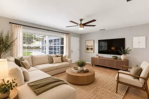 Living - 1215 Lakeshore Blvd, Saint Cloud, FL 34769 photo 1 of 2