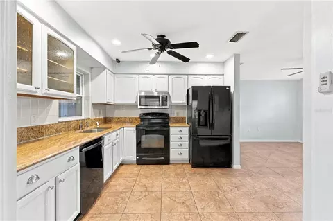Kitchen - 1215 Lakeshore Blvd, Saint Cloud, FL 34769 photo 3 of 3