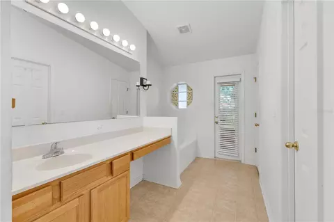Bath - 2235 Canopy Dr, Melbourne, FL 32935 photo 2 of 3