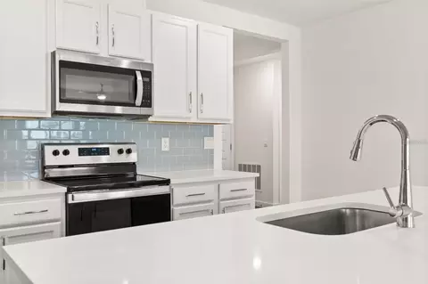 Kitchen - 5154 Tana Ter, Saint Cloud, FL 34772 photo 7 of 7