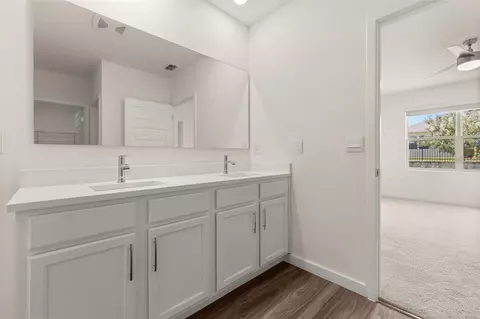 Bath - 5154 Tana Ter, Saint Cloud, FL 34772 photo 2 of 3
