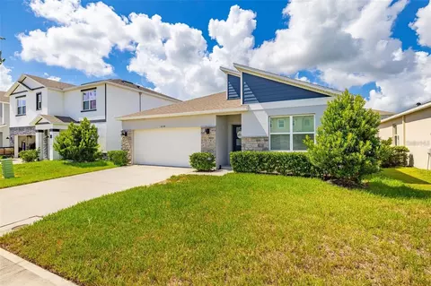 Exterior - 5154 Tana Ter, Saint Cloud, FL 34772 photo 6 of 15