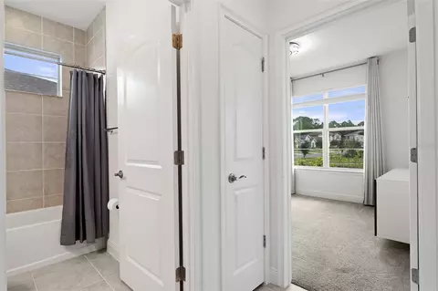 Entry Way - 3116 Oxbow Ct, Saint Cloud, FL 34773 photo 2 of 3