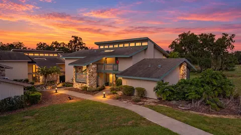 2011 Corner Lake Dr, Haines City, FL 33844