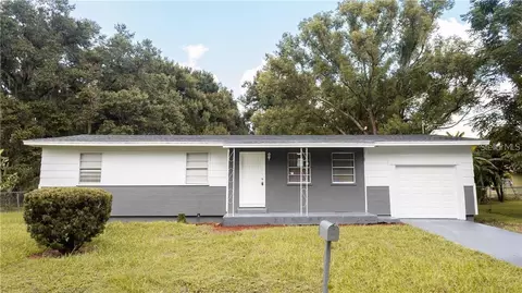 215 S French Ave, Fort Meade, FL 33841