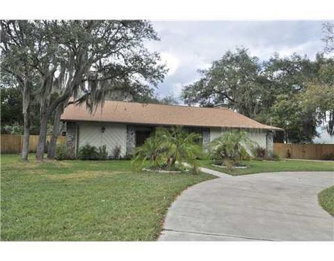 12208 Timberlake Rd, Riverview, FL 33569 photo 1