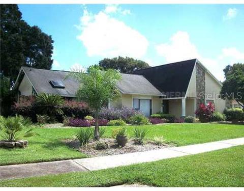 2910 Beagle Pl, Seffner, FL 33584 photo 1