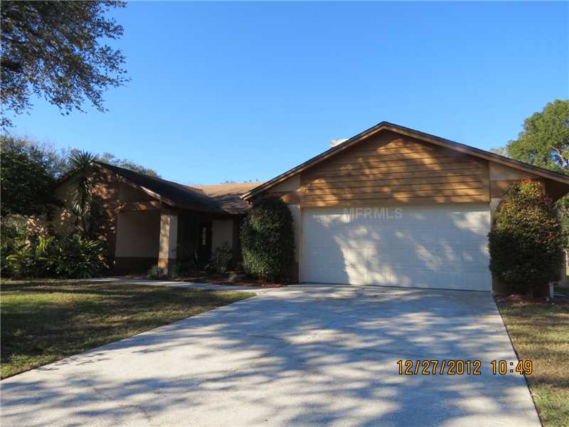 309 Halton Cir, Seffner, FL 33584 photo 1