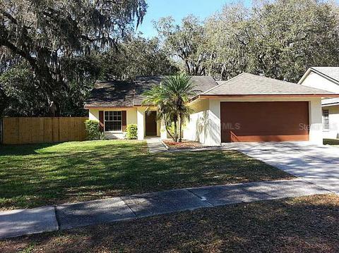 2037 Shadow Pine Dr, Brandon, FL 33511 photo 1