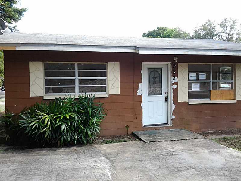 323 Railroad St, Seffner, FL 33584 photo 1