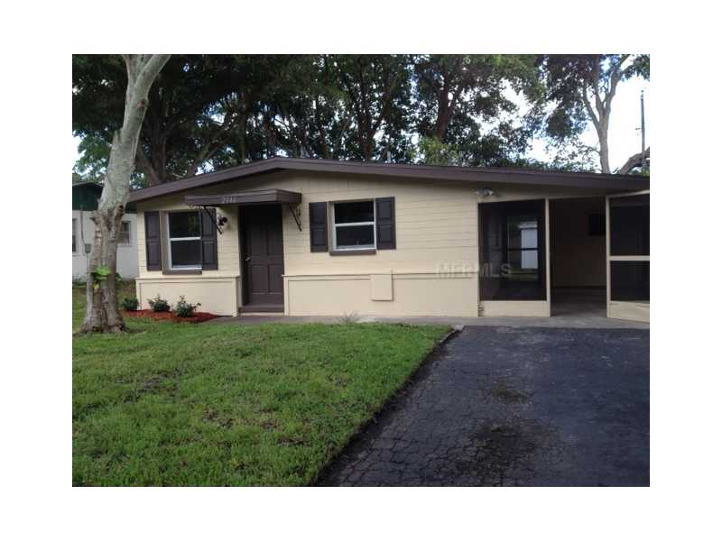 2046 Nellie St, Largo, FL 33774 photo 1