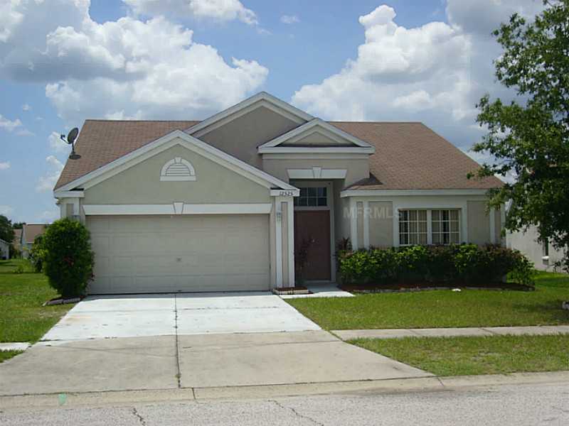 12525 Midpointe Dr, Riverview, FL 33578 photo 1