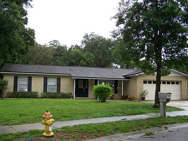 207 Kings Row, Seffner, FL 33584 photo 1
