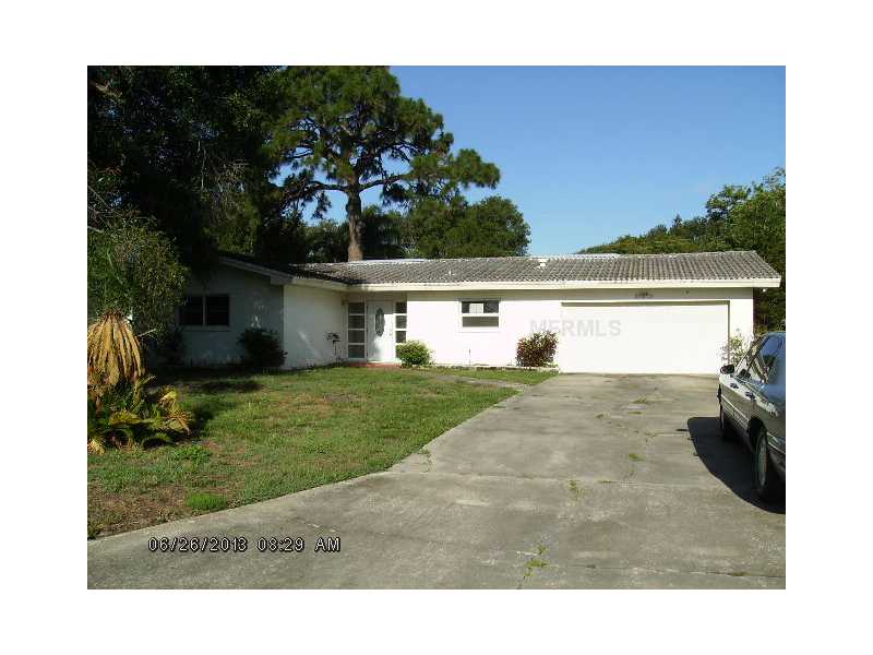 762 Deville Dr E, Largo, FL 33771 photo 1