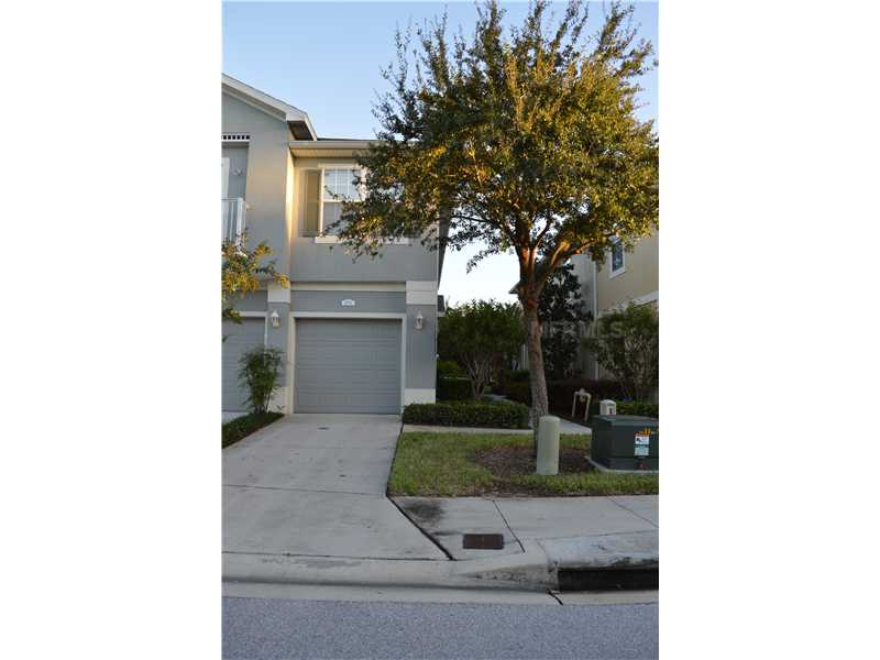 6756 Eagle Feather Dr, Riverview, FL 33578 photo 1