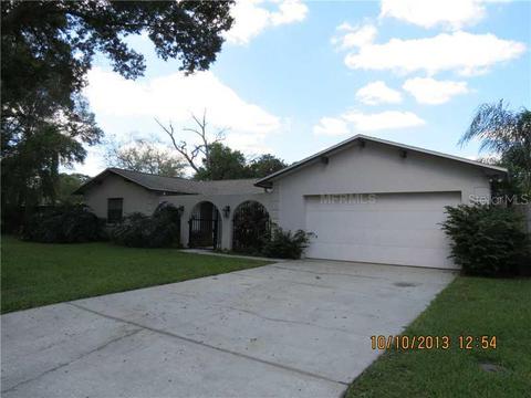 409 Cactus Cir, Seffner, FL 33584 photo 1