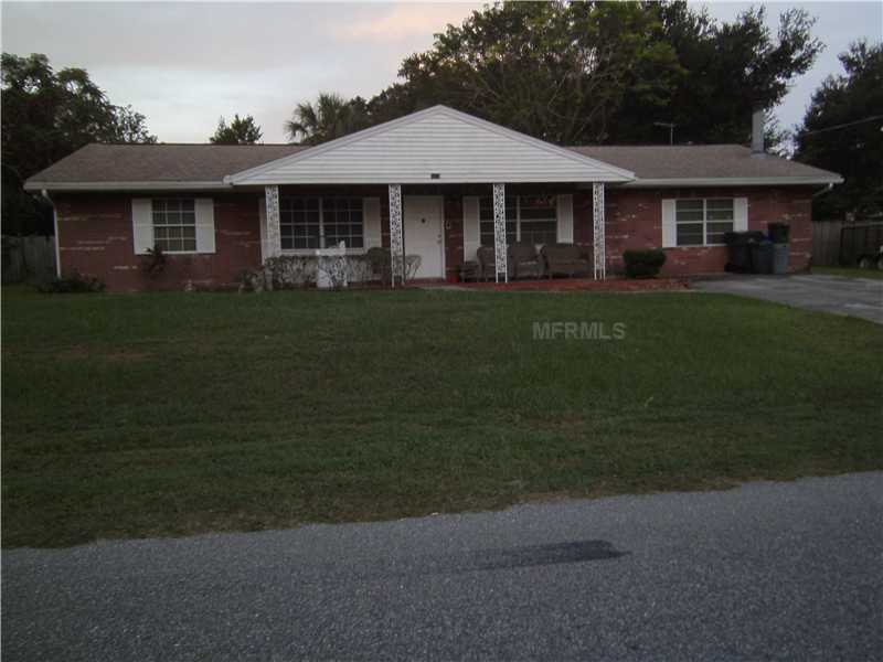 5213 Lloyd St, Seffner, FL 33584 photo 1