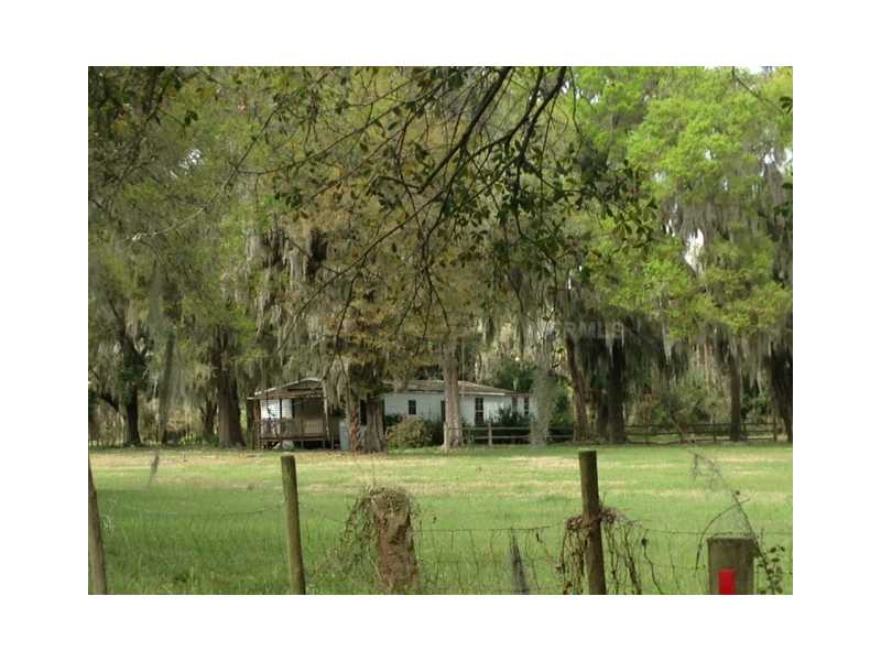 1925 E Keysville Rd, Lithia, FL 33547 photo 1