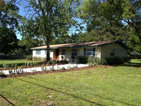 5301 Lloyd St, Seffner, FL 33584 photo 1