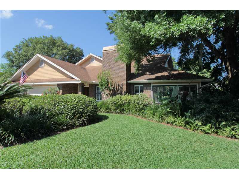 505 Brooktree Ct, Lutz, FL 33548 photo 1