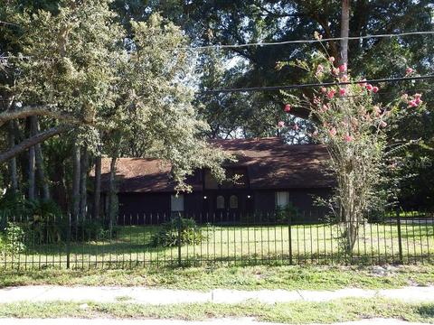 2412 Vandervort Rd, Lutz, FL 33549 photo 1