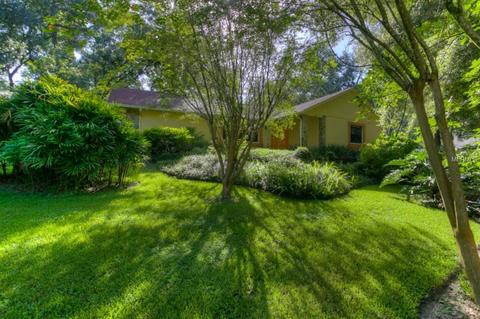 110 Holly Tree Ln, Brandon, FL 33511 photo 1