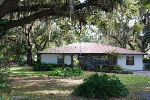 10141 Mcintosh Rd, Dover, FL 33527 photo 1