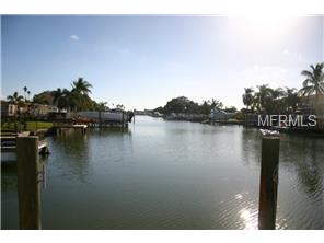 570 Lillian Dr, Madeira Beach, FL 33708 photo 1