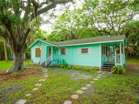 8010 Riverview Dr, Riverview, FL 33578 photo 1