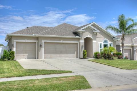 1215 Rushgrove Cir, Dover, FL 33527 photo 1