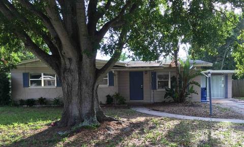 1009 Jackson St, Largo, FL 33770 photo 1