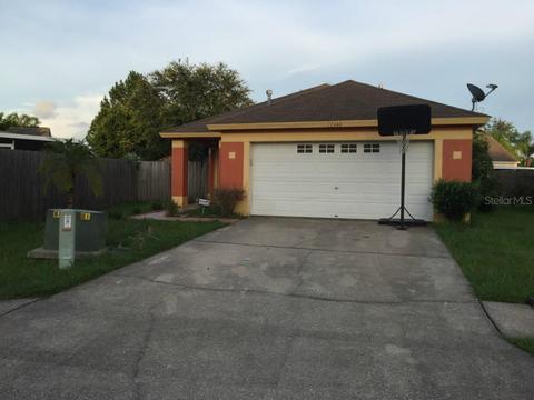22446 Crows Nest Ct, Lutz, FL 33549 photo 1