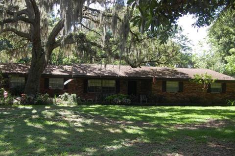 911 S Taylor Rd, Seffner, FL 33584 photo 1