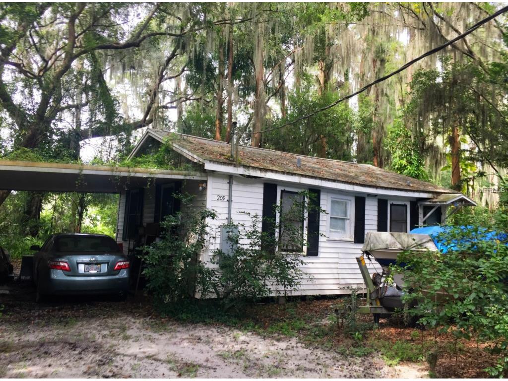 209 Griffin Rd, Lutz, FL 33548 photo 1