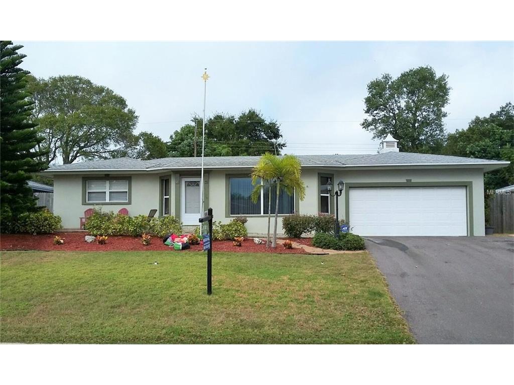 3589 High Bluff Dr, Largo, FL 33770 photo 1