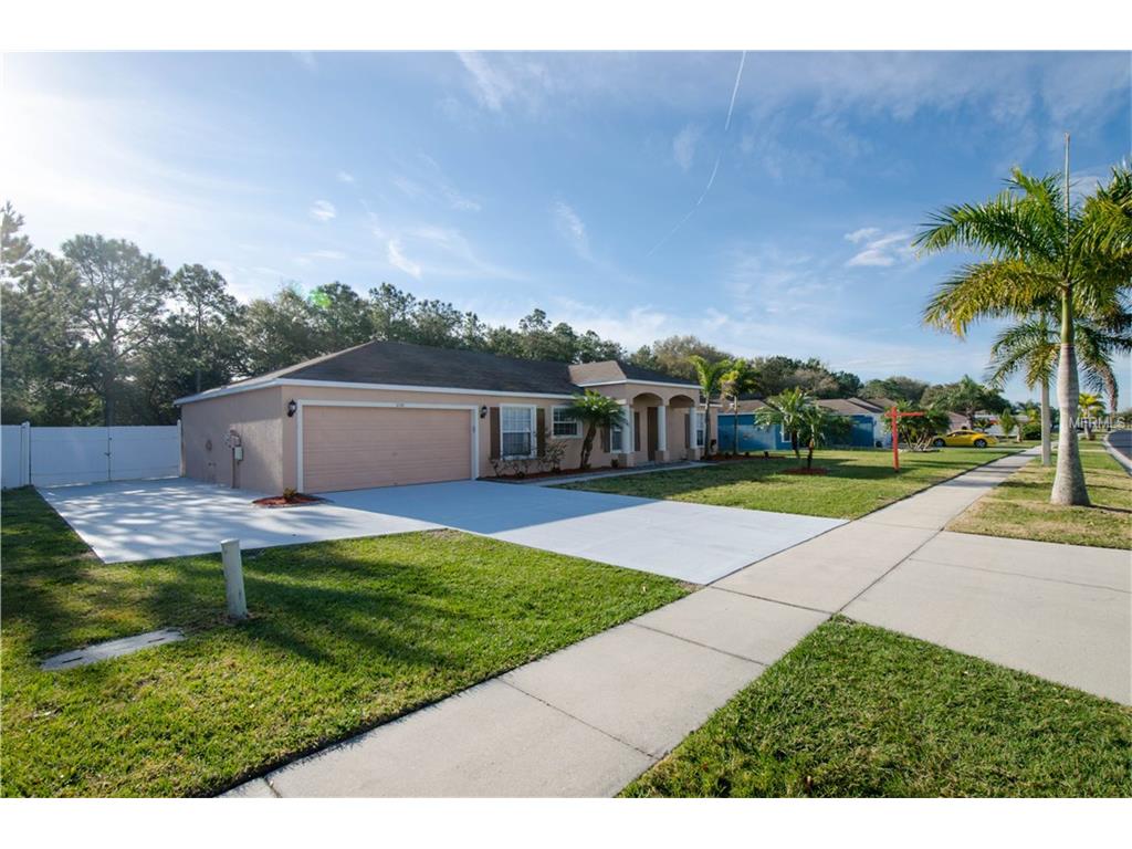 6720 Clair Shore Dr, Apollo Beach, FL 33572 photo 1