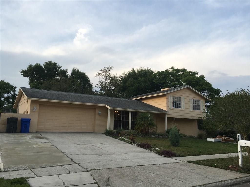 751 Isleton Dr, Brandon, FL 33511 photo 1
