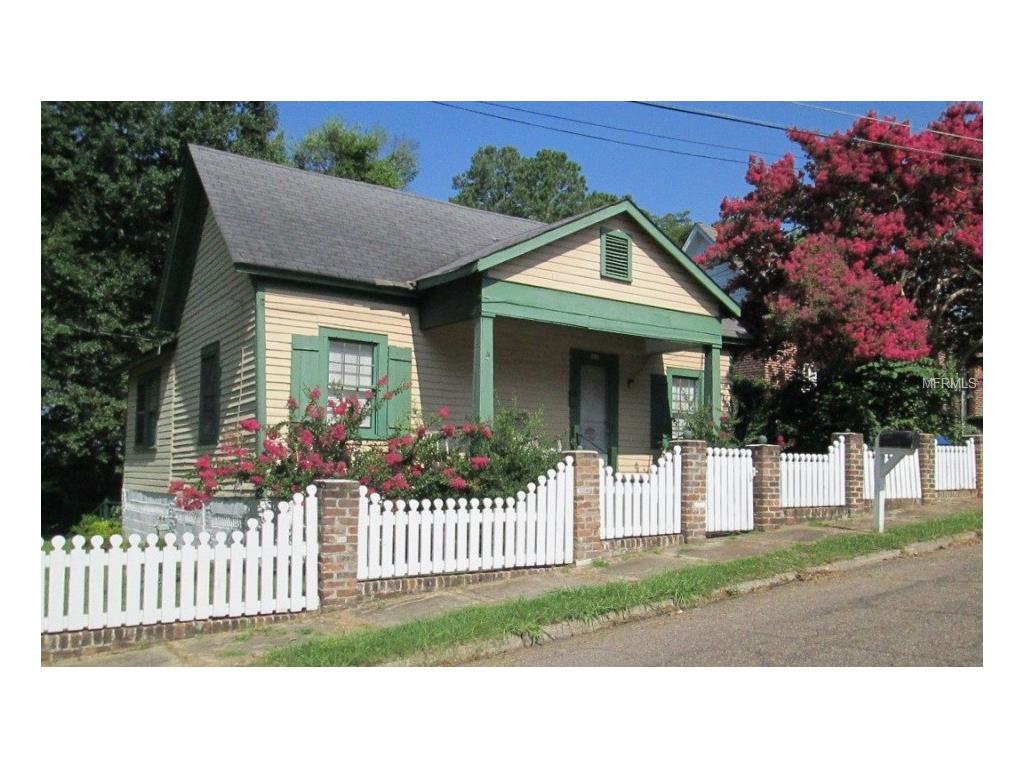 209 4th St N, Columbus, MS 39701 photo 1