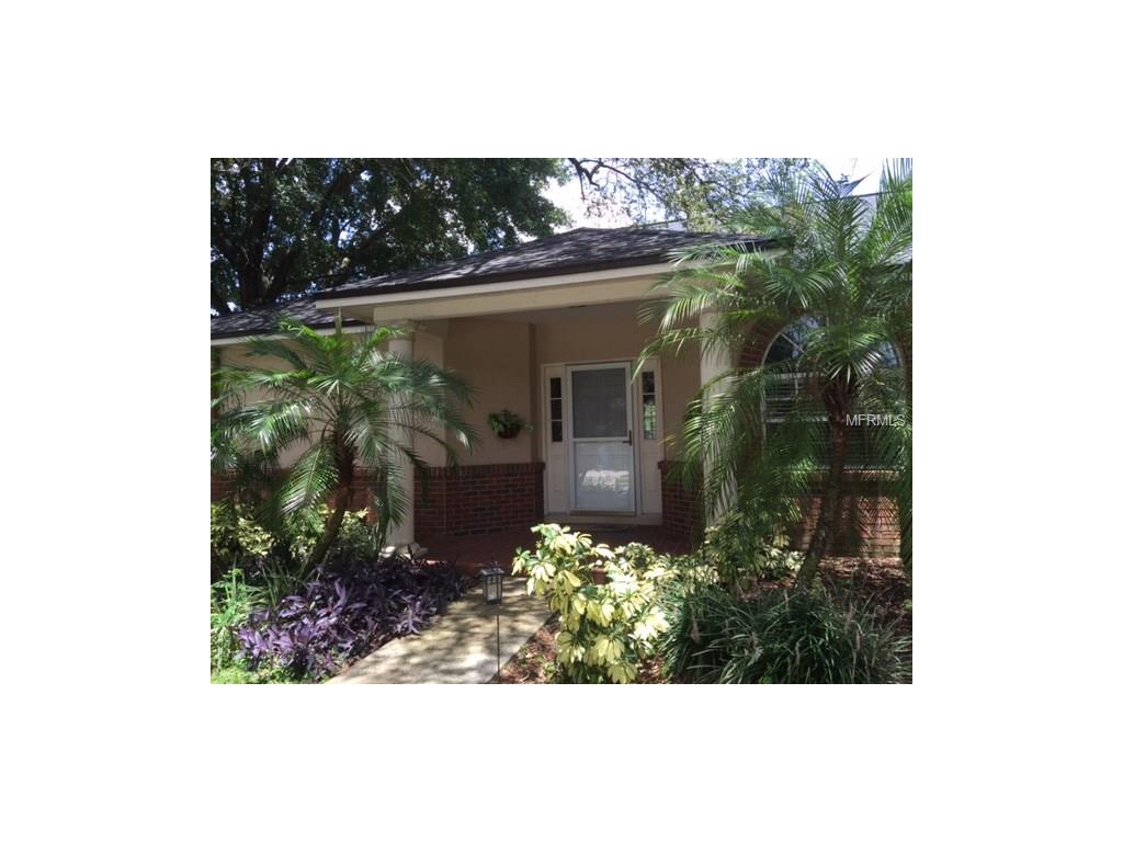 904 Wicketrun Dr, Brandon, FL 33510 photo 1