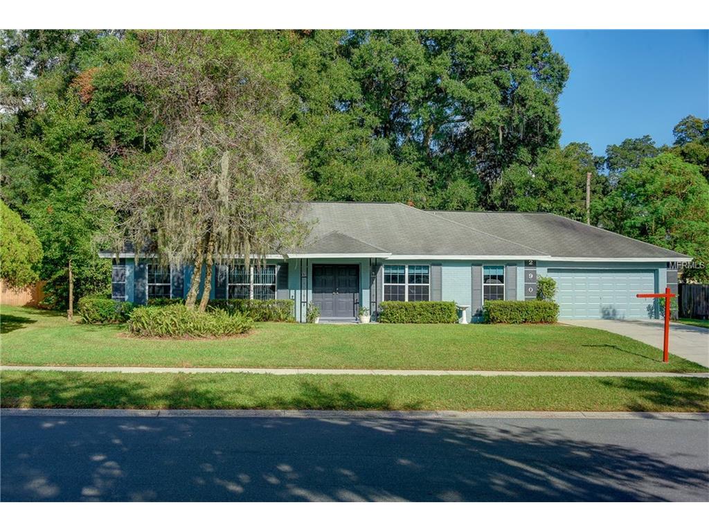 2901 Forest Cir, Seffner, FL 33584 photo 1