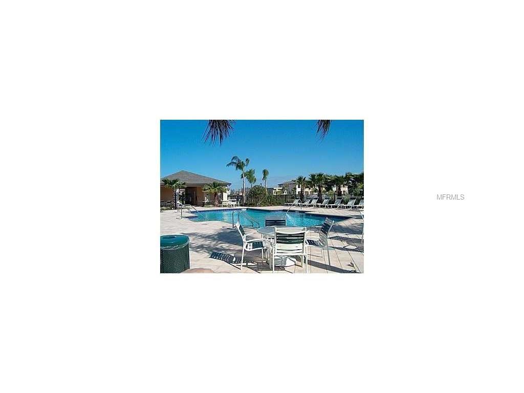 2439 Edgewater Falls Dr, Brandon, FL 33511 photo 1