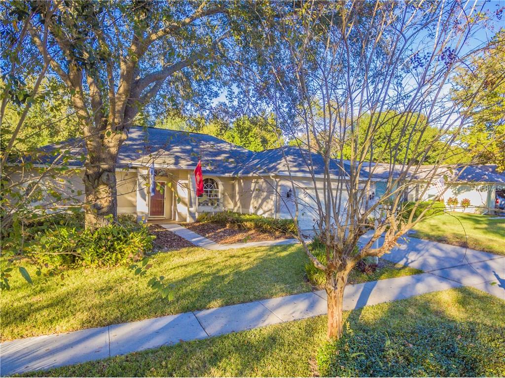 951 Wicketrun Dr, Brandon, FL 33510 photo 1