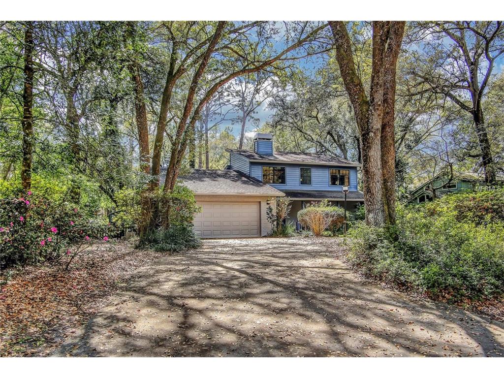2203 Andre Dr, Lutz, FL 33549 photo 1