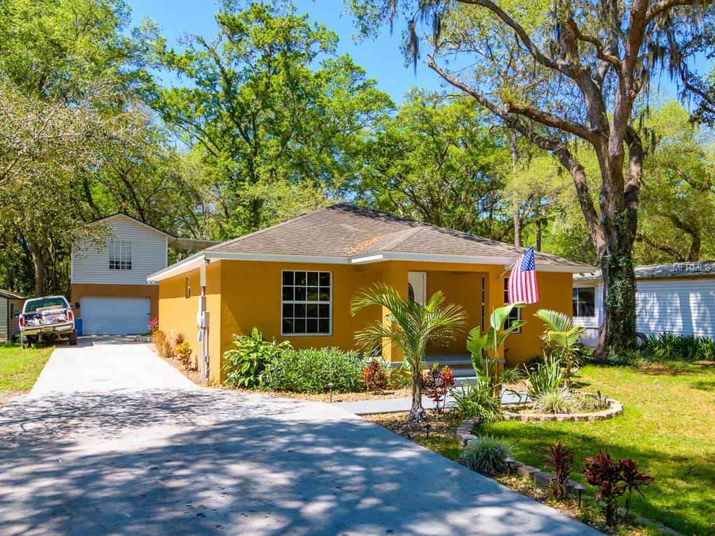 19210 Iverson Rd, Lutz, FL 33559 photo 1