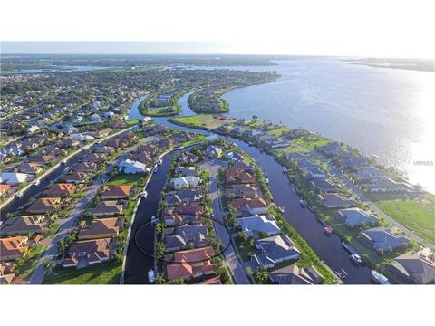 551 Fore Dr, Bradenton, FL 34208 photo 1